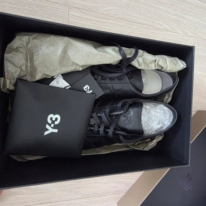 [BUNJANG] Y-3 Triple Black Sneakers (270 / US9) / [새상품] y3재팬 트리플블랙 270 us9