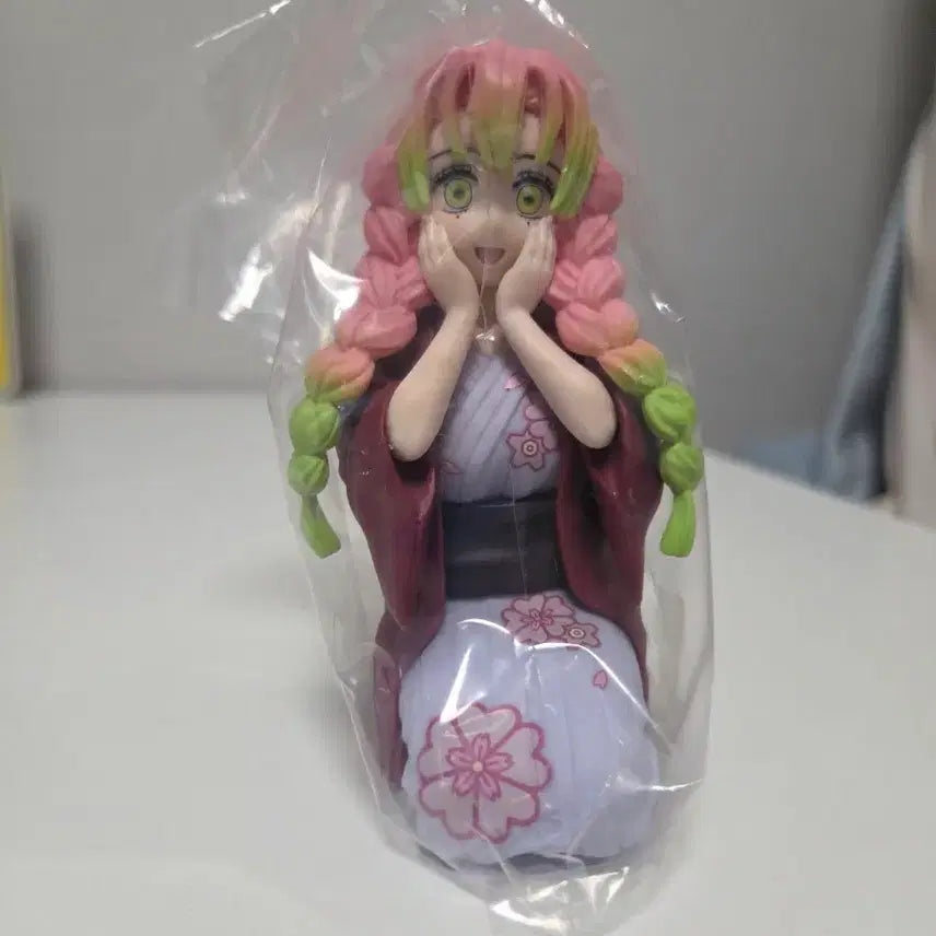 [BUNJANG] Demon Slayer Kanroji Mitsuri Chokonose Figure (Unsealed, Vinyl) / 귀멸의 칼날  칸로지 미츠리 피규어(노박스,비닐미개봉)