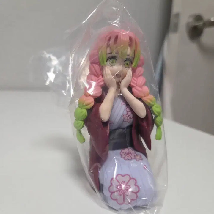 [BUNJANG] Demon Slayer Kanroji Mitsuri Chokonose Figure (Unsealed, Vinyl) / 귀멸의 칼날  칸로지 미츠리 피규어(노박스,비닐미개봉)