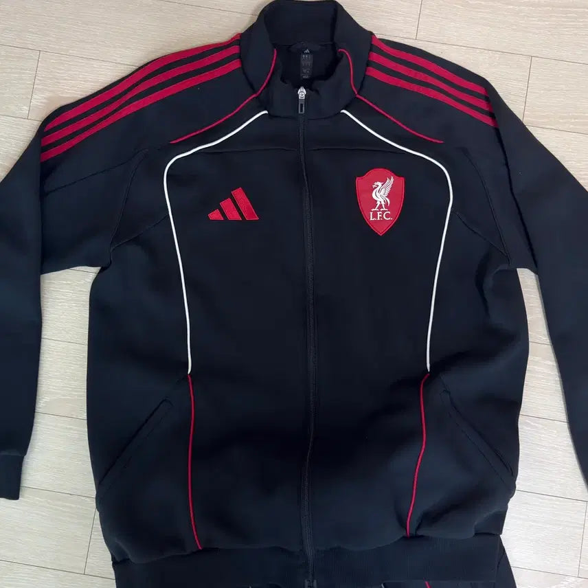 [BUNJANG] Adidas Liverpool Training Set - Black/Red / 아디다스 리버풀 트레이닝 세트 해외L,M