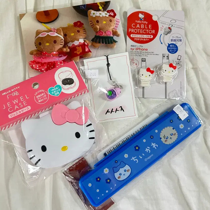 [BUNJANG] Tanning Kitty, Chikawa Usahana Stationery, Postcard, Pencil Case, Spoon Case, Keyring / 무료 덤) 태닝 키티 치이카와 우사하나 문구 엽서 필통 수저 키링