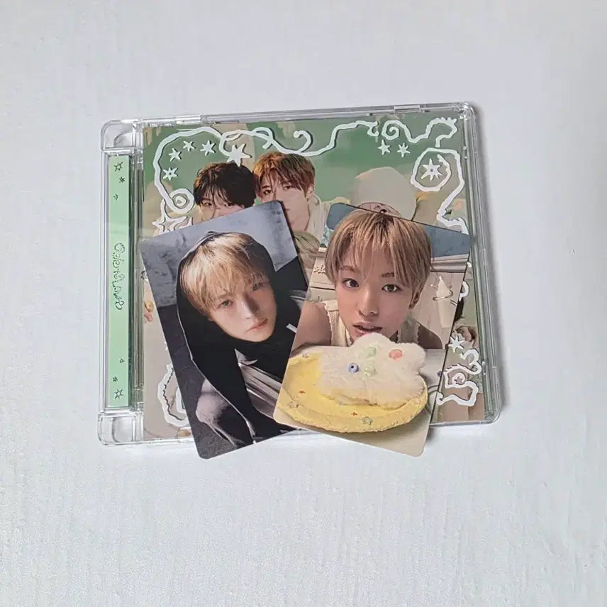 [BUNJANG] NCT WISH Odd To Love Jewel Group Version Yushi &amp; Youngpo Photocard (Unsealed) / 엔시티위시 오드투러브 쥬얼 단체반 개봉 유우시+영풍포카