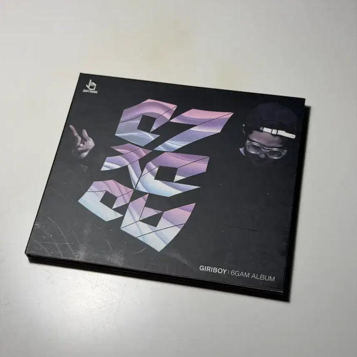 [BUNJANG] Giriboy "Sensual Album" Album Only Track Included / 기리보이 육감적인 앨범 (album only 트랙 포함)
