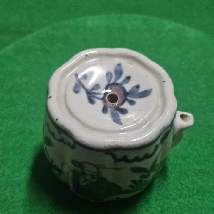 [BUNJANG] Blue-and-White Porcelain Square Landscape Inkstone Water Dropper / 청화백자 사각 산수문 연적 (실측 크기 포함)