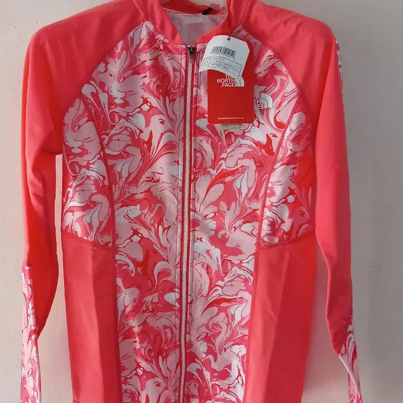 [BUNJANG] The North Face Rash Guard Pink White Pattern / 새상품)노스페이스 래쉬가드 핑크 화이트 패턴