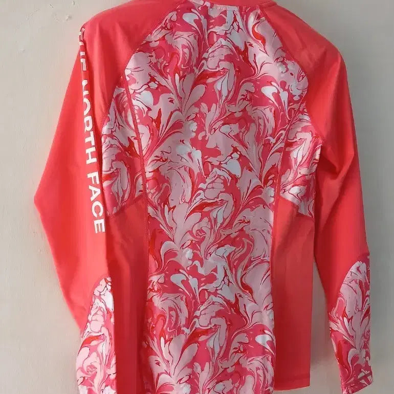 [BUNJANG] The North Face Rash Guard Pink White Pattern / 새상품)노스페이스 래쉬가드 핑크 화이트 패턴
