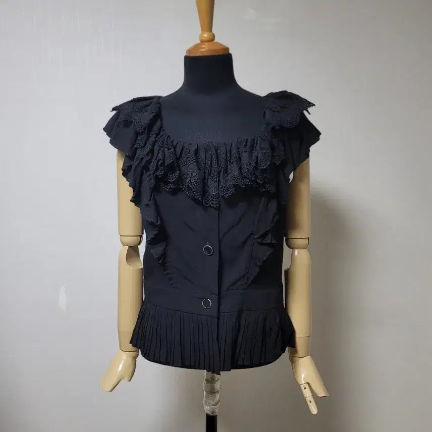[BUNJANG] Egoist Frill Blouse Size 66 / 에고이스트 블라우스 66