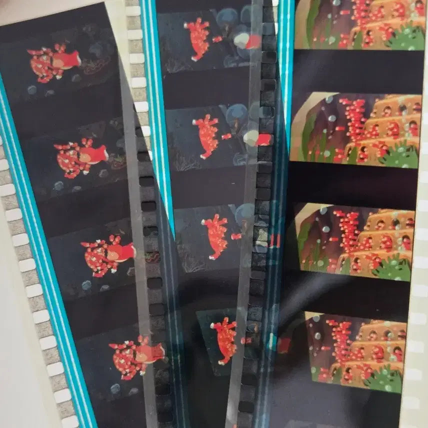[BUNJANG] Studio Ghibli Ponyo Movie Film Cell / 지브리 포뇨 영화 필름