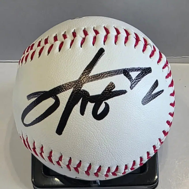[BUNJANG] Lee Kang-min KT Wiz Signed Baseball / 이강민 KT위즈 로고볼 싸인볼