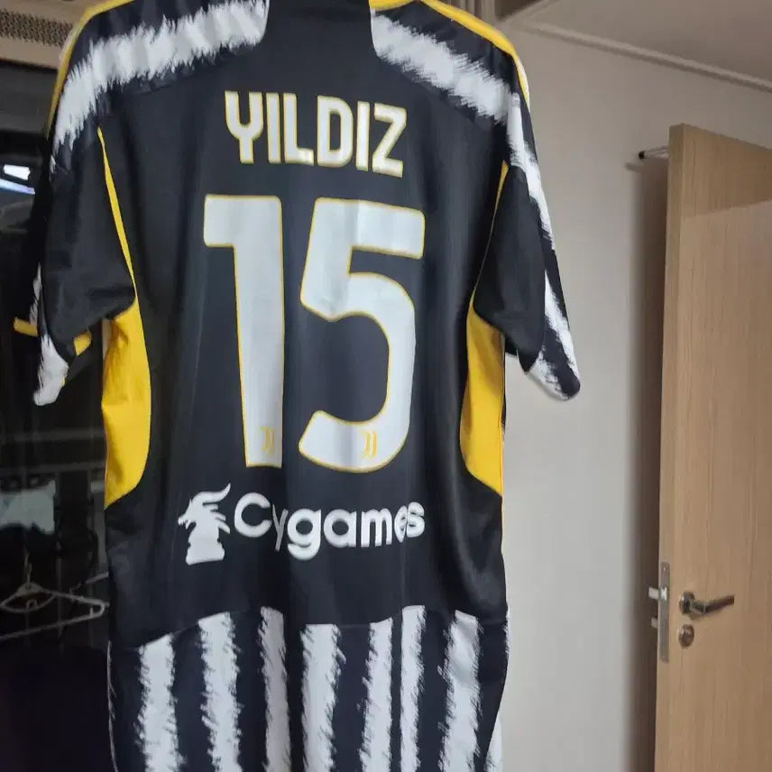 [BUNJANG] Juventus 23-24 Home Jersey with Dybala Marking / 유벤투스 일디즈 마킹 유니폼 판매합니다 ~