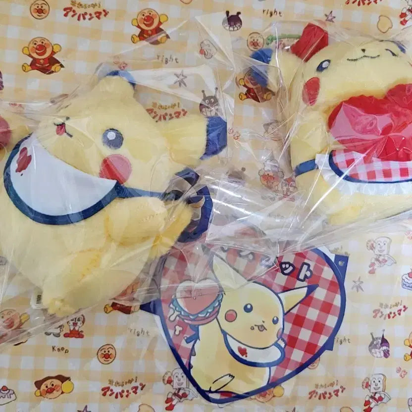 [BUNJANG] Pokemon Center Pikachu Hamburger Heart Keychain Plush / 포켓몬스터 다이너 피카츄 햄버거 하트 키링 인형