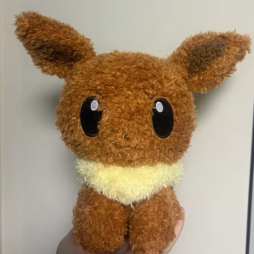[BUNJANG] Pokemon Eevee Fluffy Plush Toy (Medium Size) / 포켓몬 이브이 모코모코 인형 M사이즈
