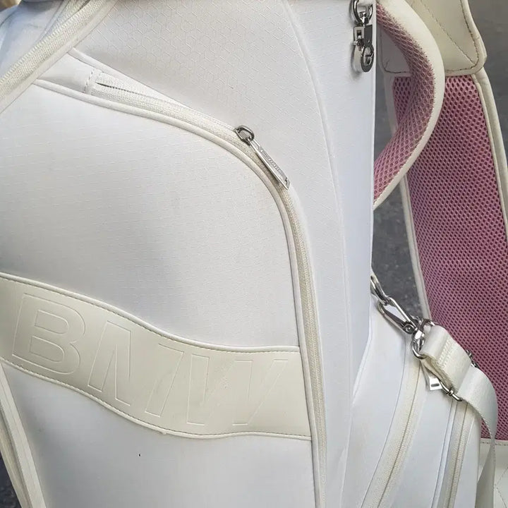 [BUNJANG] BMW Golf Bag Wheeled Bag / BMW 골프백 바퀴 휠백 저렴히 팝니다