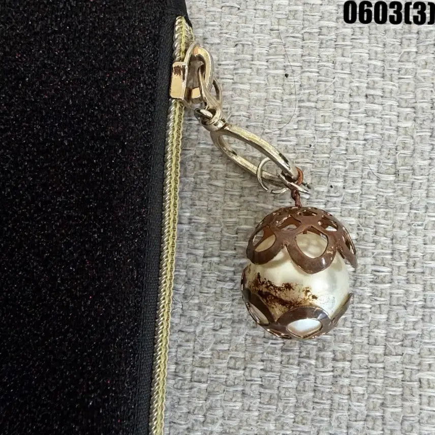 [BUNJANG] Anna Sui Black Pearl Tote Bag / 안나수이 블랙 펄 토트백 0603