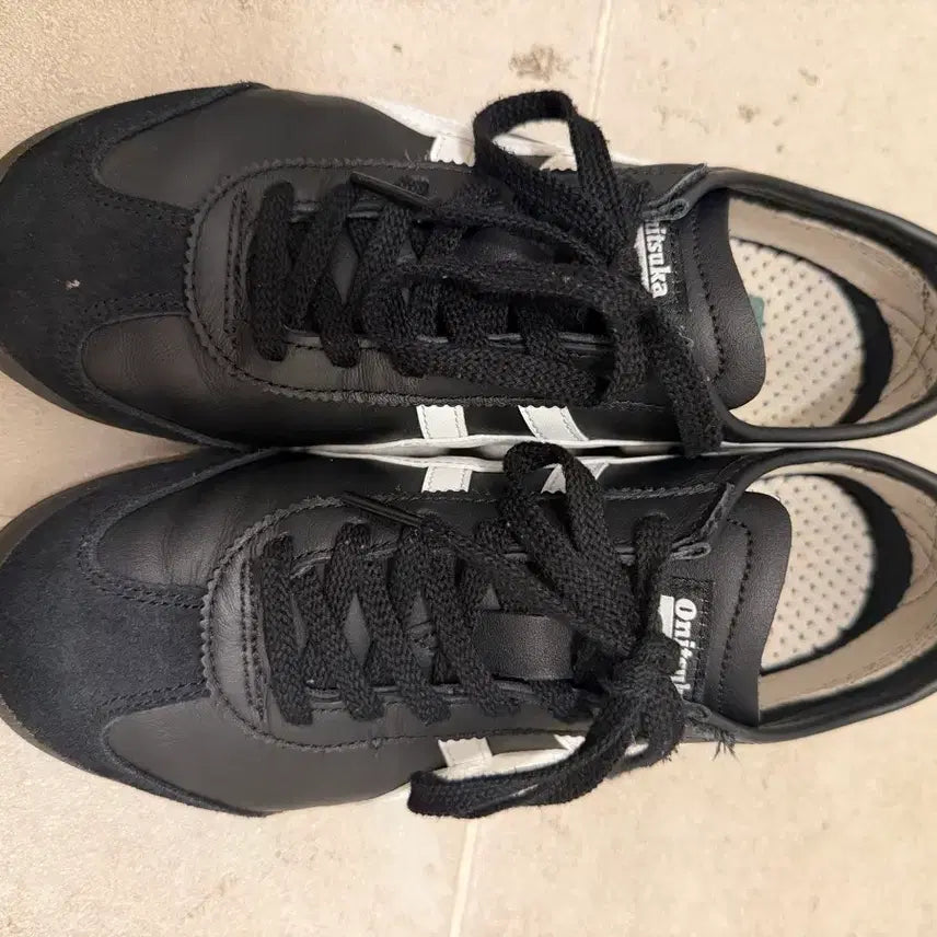[BUNJANG] Onitsuka Tiger Mexico 66 Black White / 오니츠카타이거 멕시코66 블랙화이트 250