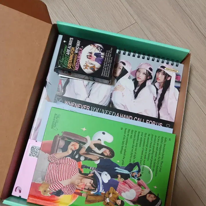 [BUNJANG] NewJeans 2025 Season&