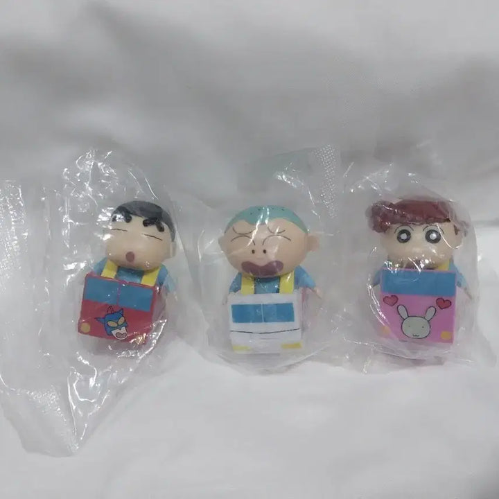 [BUNJANG] Crayon Shin-chan Train Play Figure Set (3 Types) / 6종 짱구 기차놀이 피규어 오뚝이 열차 짱구 가챠 훈이 쿠너츠 아크릴
