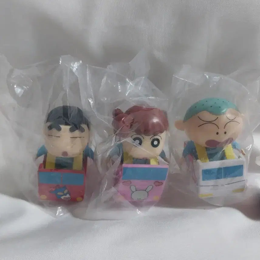[BUNJANG] Crayon Shin-chan Train Play Figure Set (3 Types) / 6종 짱구 기차놀이 피규어 오뚝이 열차 짱구 가챠 훈이 쿠너츠 아크릴