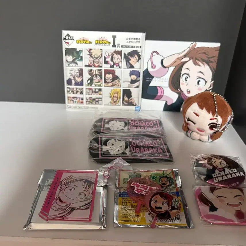 [BUNJANG] Ochaco Uraraka Plush &amp; Merchandise Bundle / 우라라카 오챠코 굿즈 팝니다