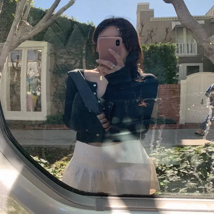 [BUNJANG] Leeds Black Slim Cropped Cardigan / Leeds 리즈 베이스 슬림 가디건 크롭 블랙