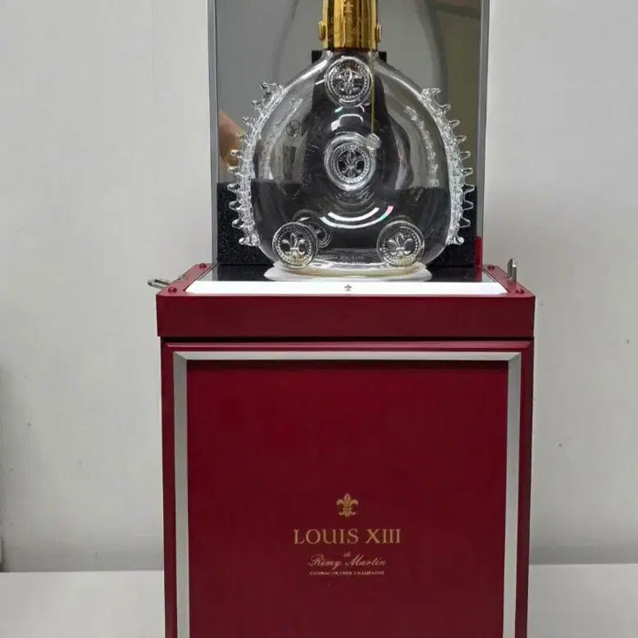 [BUNJANG] Louis XIII Cognac Empty Bottle with Full Box Set / 루이13세 코냑 위스키 공병