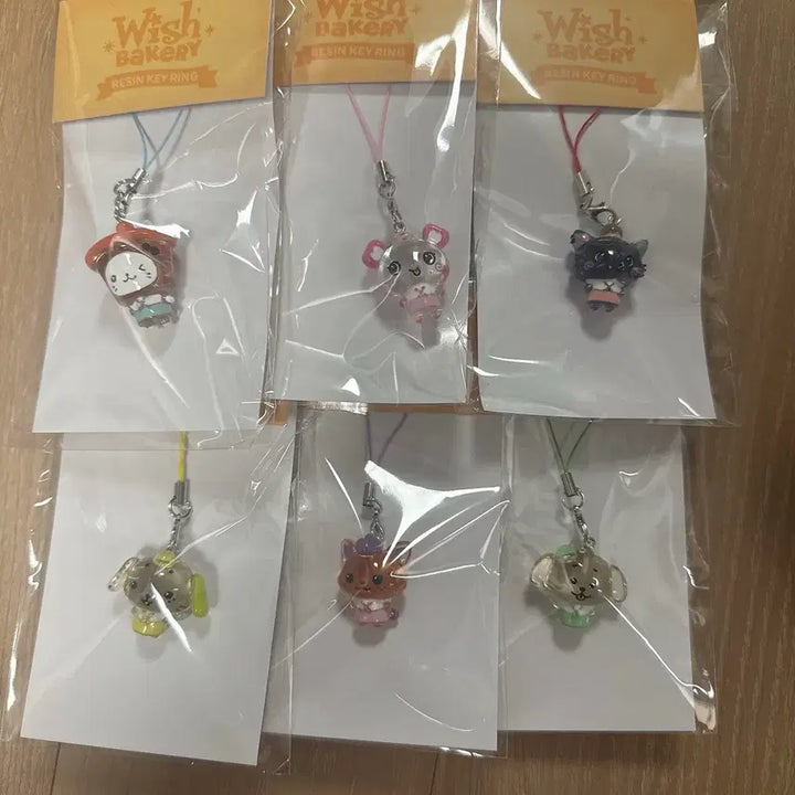 [BUNJANG] NCT WISH Resin Keychain / 엔시티위시 레진 키링 (쿠리 버블냥 팡이 시오닝 룐룐 댕트리버)