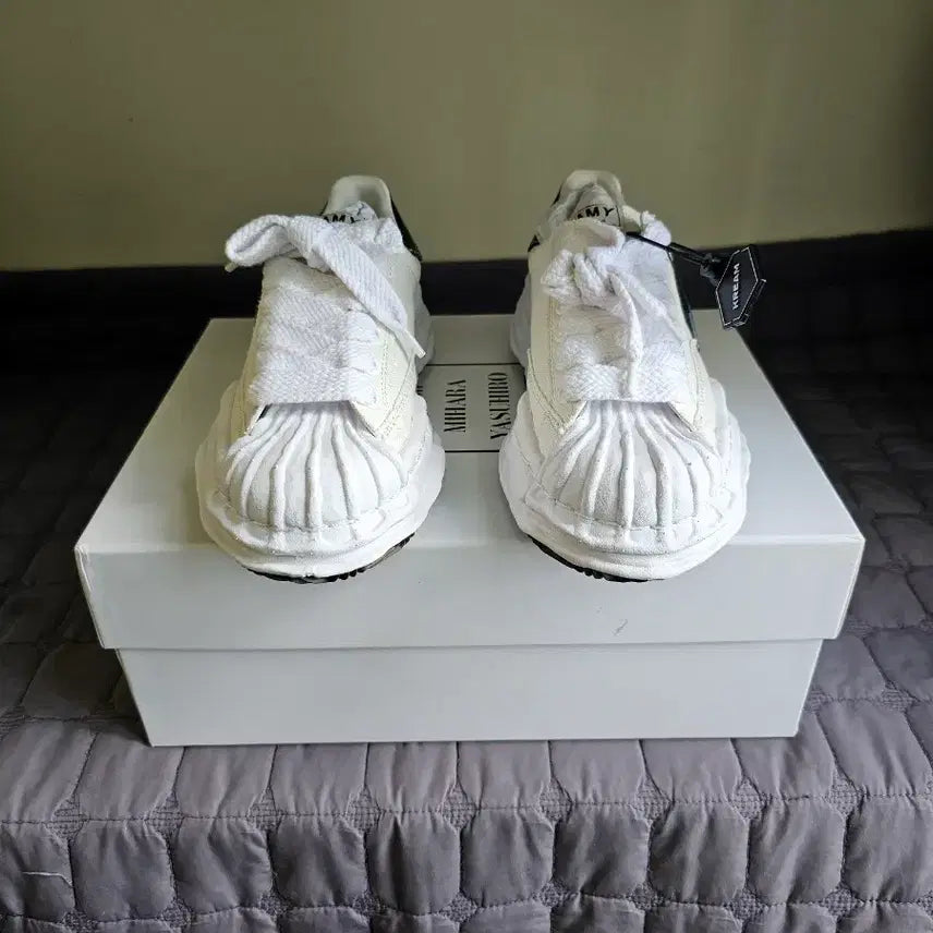 [BUNJANG] Mihara Yasuhiro Blakey Canvas White Sneakers / [37]미하라 야스히로 블레이키 캔버스 화이트