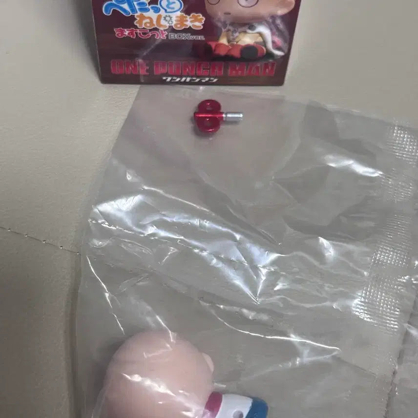 [BUNJANG] One Punch Man Saitama Wind-up Figure / 원펀맨 사이타마 태엽 피규어
