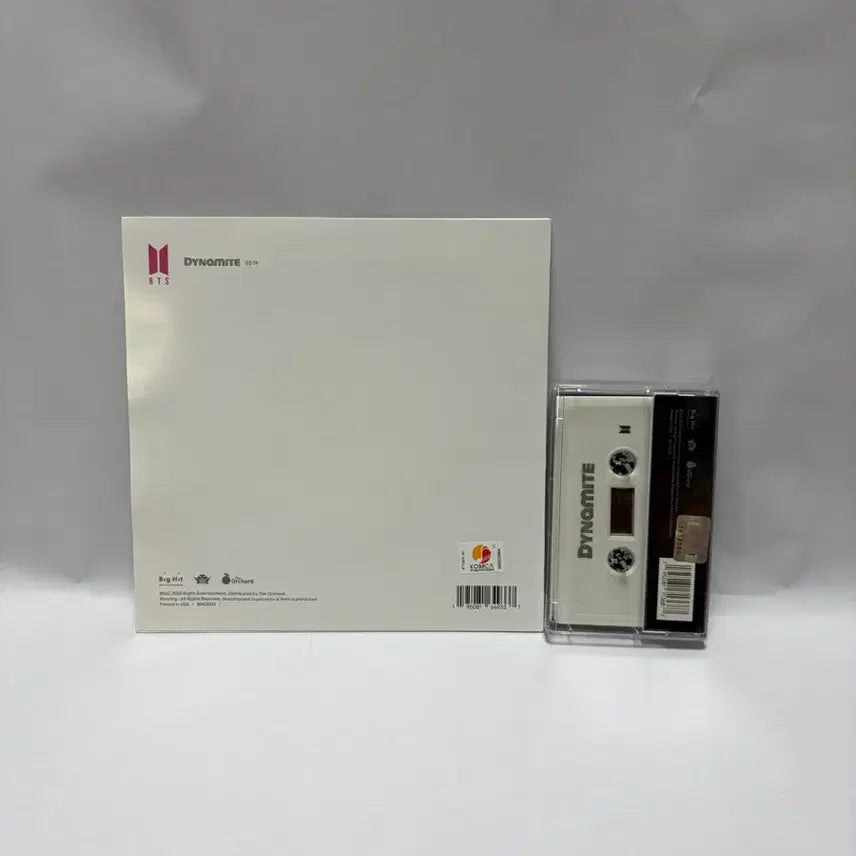 [BUNJANG] BTS Dynamite LP and Cassette Tape (Unsealed) / BTS(방탄소년단) 다이너마이트 LP와 카세트 테이프 판매 (개봉품)
