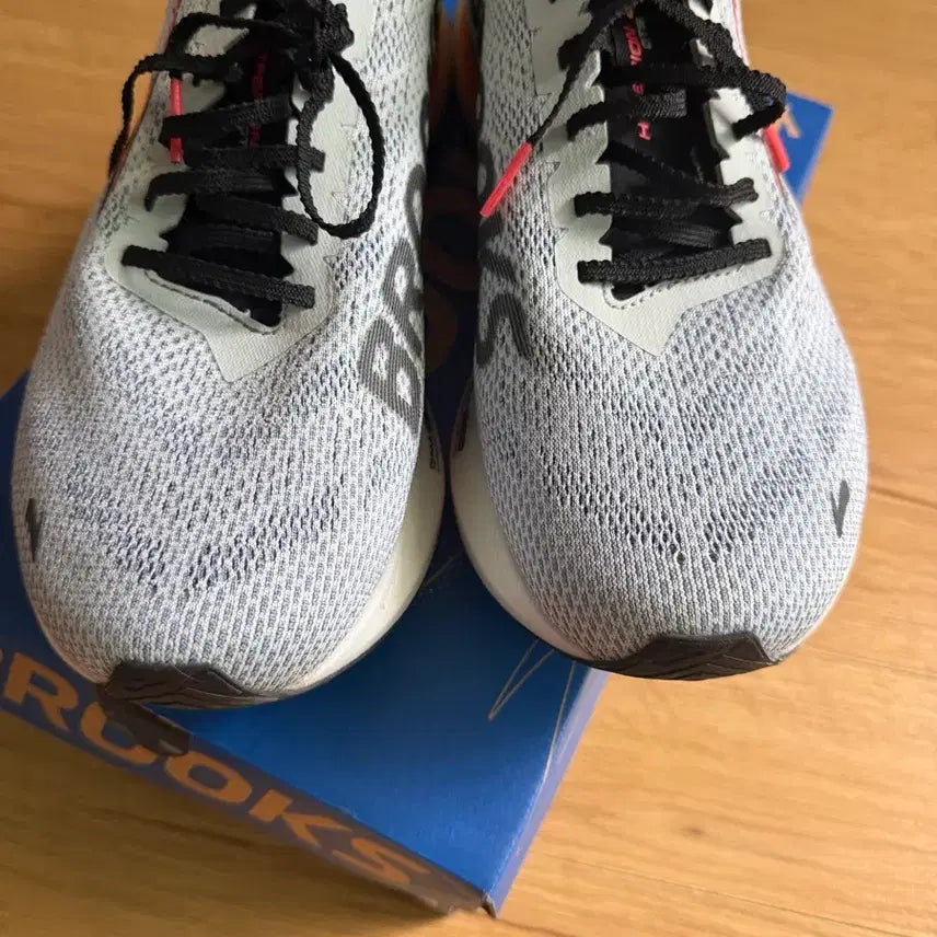 [BUNJANG] Brooks Running Hyperion GTS 2 Running Shoes / [285]브룩스 러닝 하이페리온 GTS2