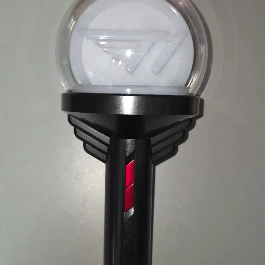 [BUNJANG] T1 Official LED Light Stick / T1 응원봉 판매