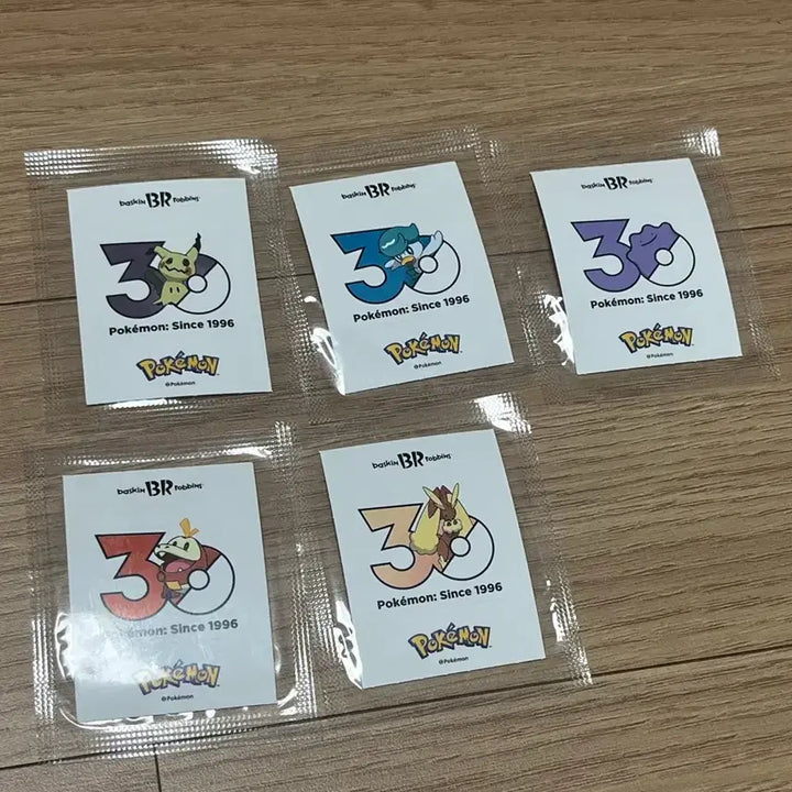 [BUNJANG] Baskin Robbins Vera Pokemon Stickers Bundle / 베스킨라빈스 베라 띠부씰 스티커 일괄 메타몽등