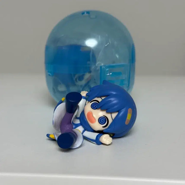[BUNJANG] Vocaloid Kaito Gacha Figure / 보컬로이드 카이토 가챠