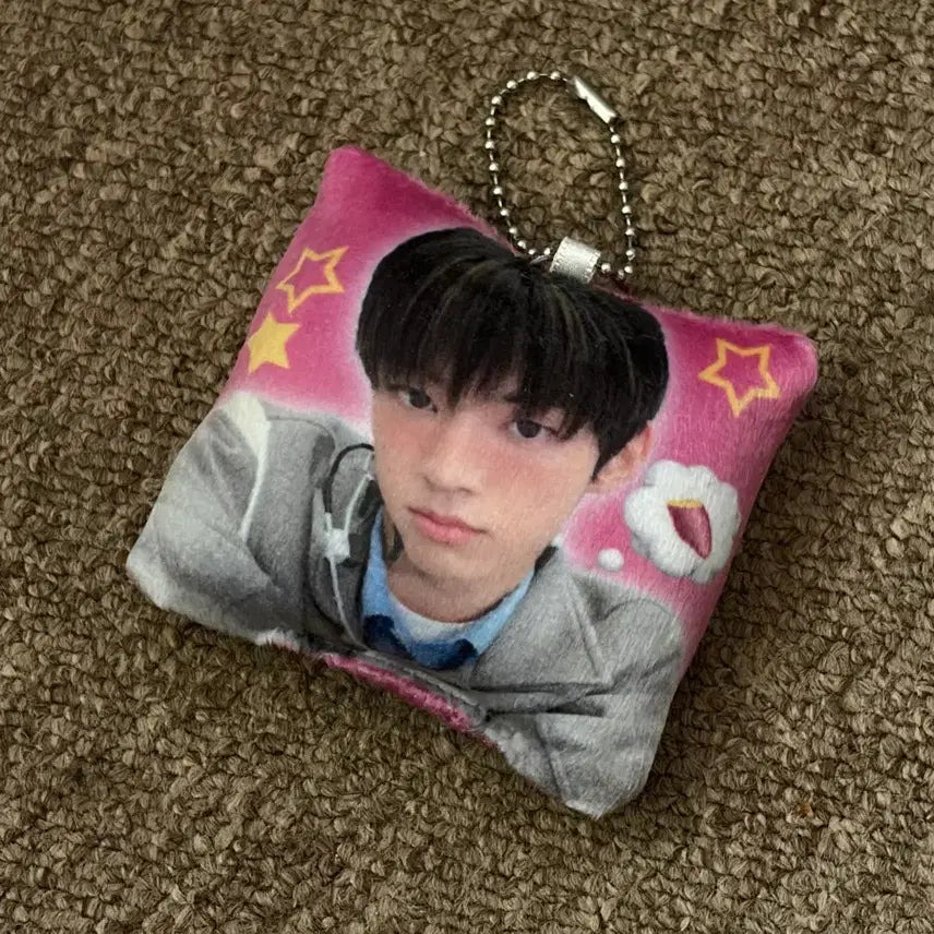 [BUNJANG] TWS Dohoon Sweet Potato Cushion Keychain / 투어스 도훈 고구마 쿠션 키링