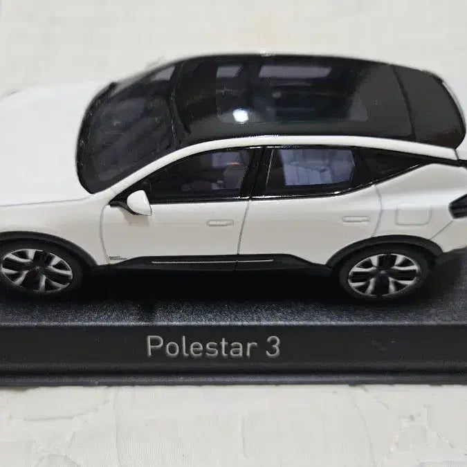 [BUNJANG] Polestar 3 Snow White 1/43 Scale Model / 폴스타3 스노우 화이트 1/43 다이캐스트