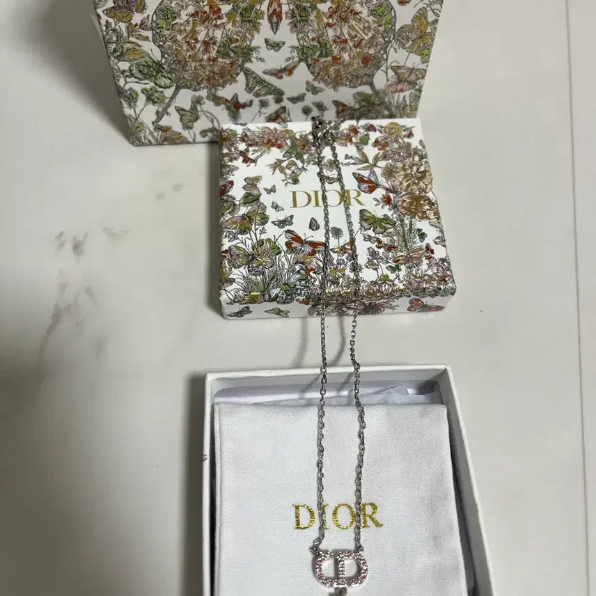 [BUNJANG] Christian Dior Necklace / 정품 디올 목걸이