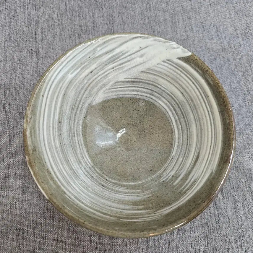 [BUNJANG] Antique Buncheong Coarse Brush-Marked Tea Bowl / 골동품 분청 귀얄 다완