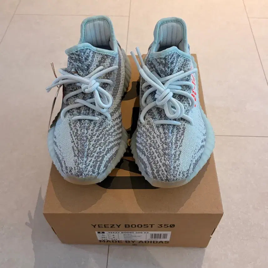 [BUNJANG] Adidas Yeezy Boost 350 V2 Blue Tint / 아디다스 이지부스트 350 V2 블루틴트 새상품 / 판매