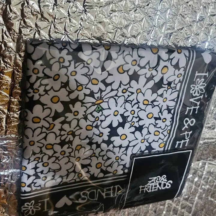 [BUNJANG] JO&amp;FRIEND ZooA Scarf / ZO&amp;FRIEND 조앤프렌즈 조아 스카프 최저가 팝니다!