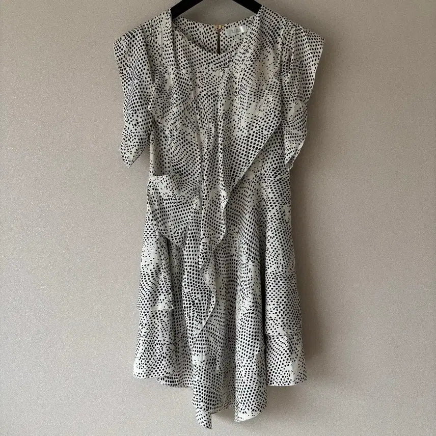[BUNJANG] Time Dot Pattern Dress Size 44 / Time 타임 도트 원피스 44사이즈