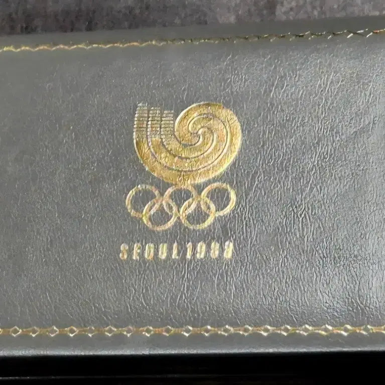 [BUNJANG] 1988 Seoul Olympics Commemorative Coin with Case and Certificate / 서울 1988 올림픽 기념품 주화 (케이스 보증서 보유)