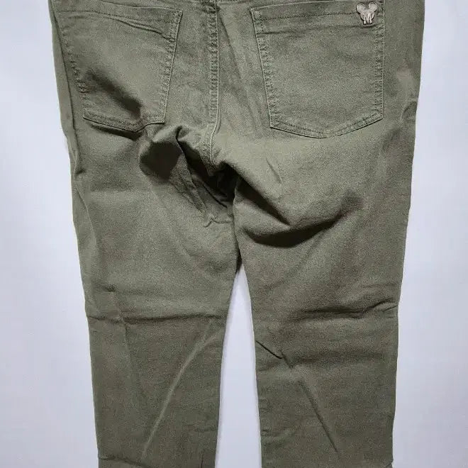 [BUNJANG] Disney Khaki Cotton Pants Size 34 / 디즈니 카키색 면바지 34