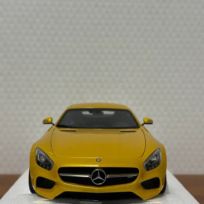 [BUNJANG] Autoart 1:18 Mercedes-Benz AMG GT S Yellow / 1:18 오토아트 Autoart 벤츠 AMG GT S 옐로우(bbr,mr