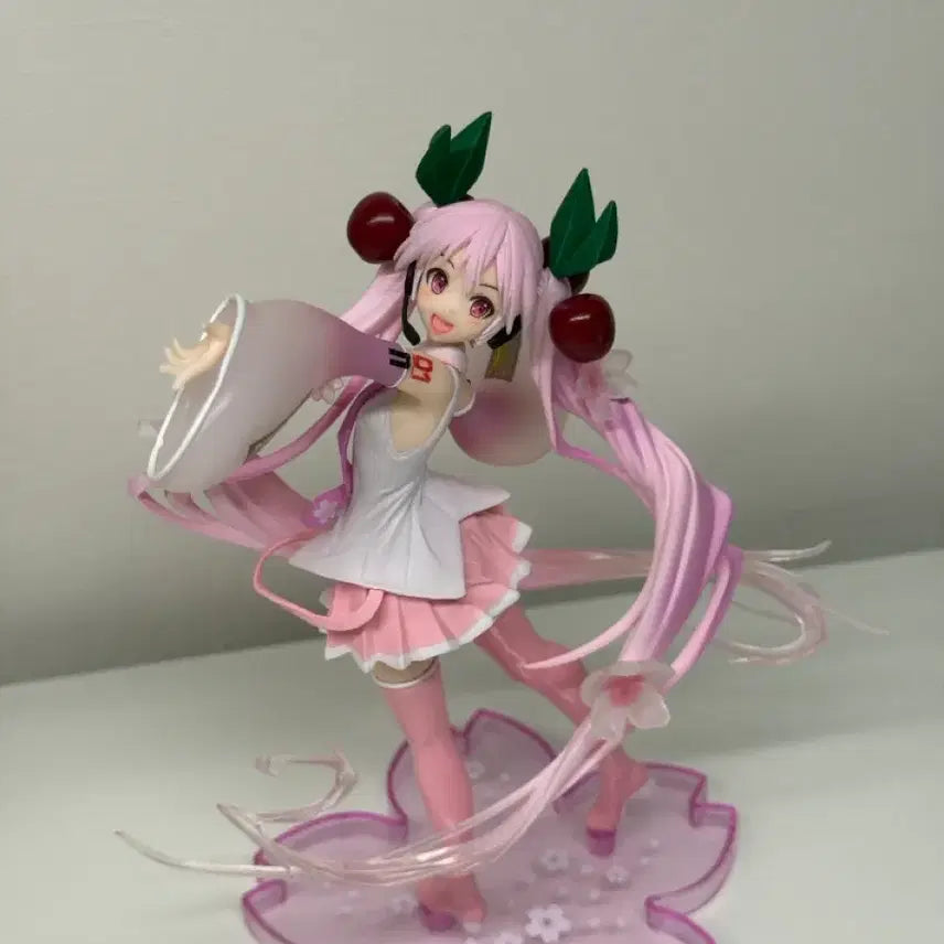 [BUNJANG] Vocaloid Sakura Miku 2020 Version Figure / 하츠네 미쿠 피규어 보컬로이드 사쿠라 미쿠 2020ver