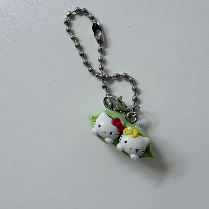 [BUNJANG] Hello Kitty Pea Kitty Classic Kitty Strap Keychain / 완두콩키티 고전키티 키티스트랩 키티키링