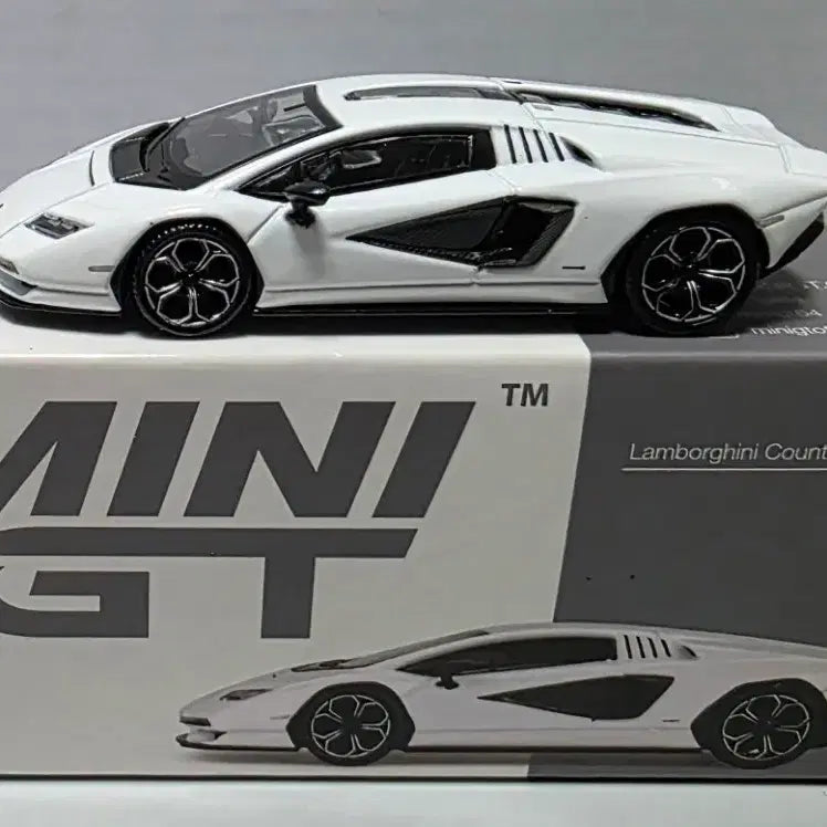 [BUNJANG] 1/64 Lamborghini Countach Die-cast Model / 1/64 다이캐스트 미니지티 람보르기니 쿤타치
