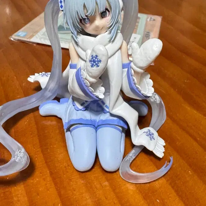 [BUNJANG] Hatsune Miku Winter Snow Figure / 하츠네 미쿠 겨울 스노우 피규어