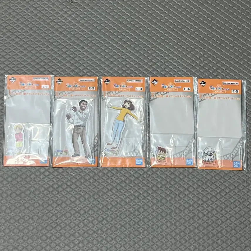 [BUNJANG] Crayon Shin-chan Ichiban Kuji Cinema 2nd Edition E-Prize Acrylic Stand / 짱구 이치방쿠지 제일복권 시네마 2탄  E상 아크릴 스탠드 판매합니다