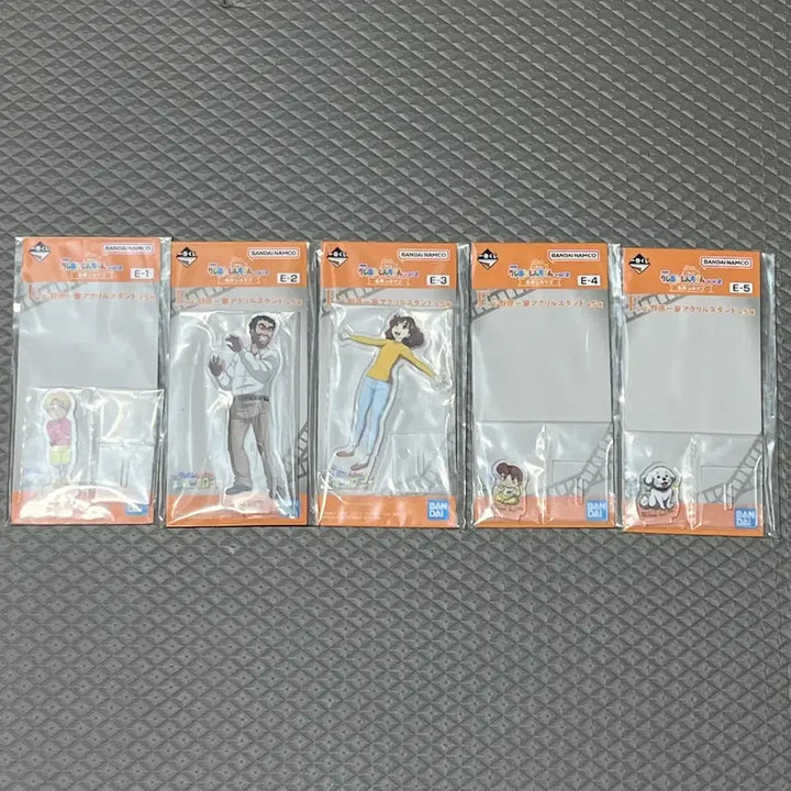 [BUNJANG] Crayon Shin-chan Ichiban Kuji Cinema 2nd Edition E-Prize Acrylic Stand / 짱구 이치방쿠지 제일복권 시네마 2탄  E상 아크릴 스탠드 판매합니다