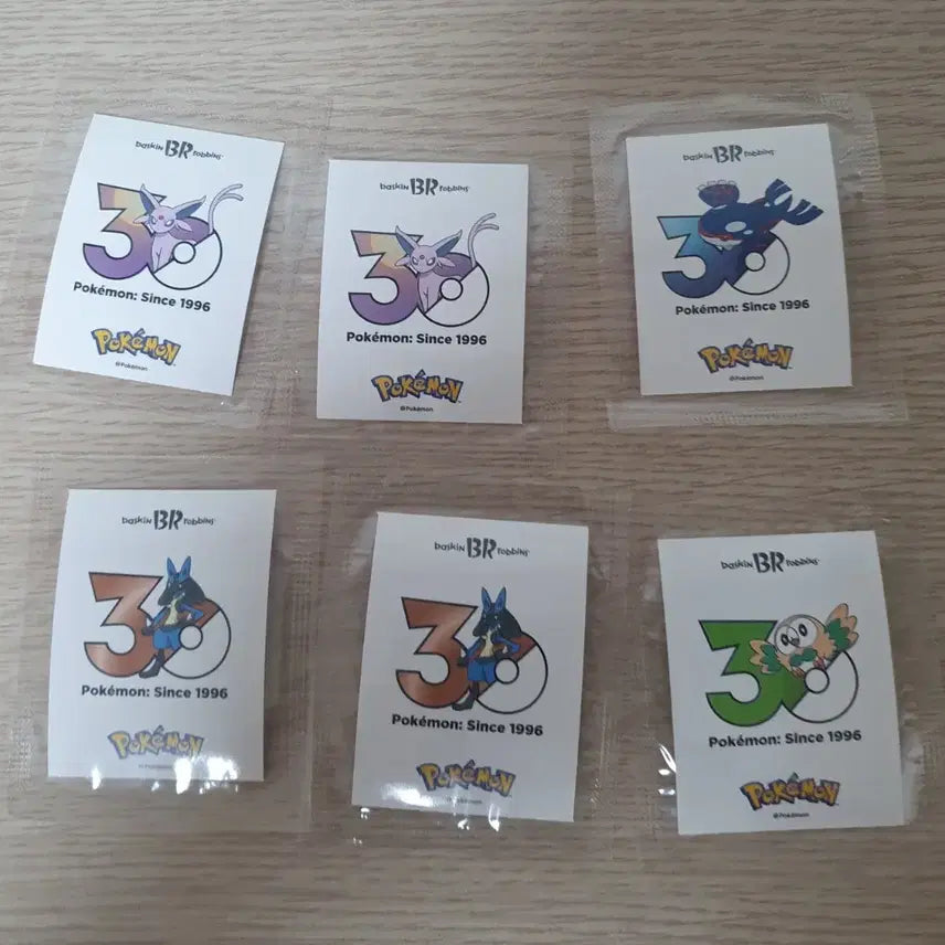 [BUNJANG] Baskin Robbins Pokemon Sticker Ttibusseal / 배스킨 라빈스 배라 포켓몬 스티커 띠부씰 팝니다